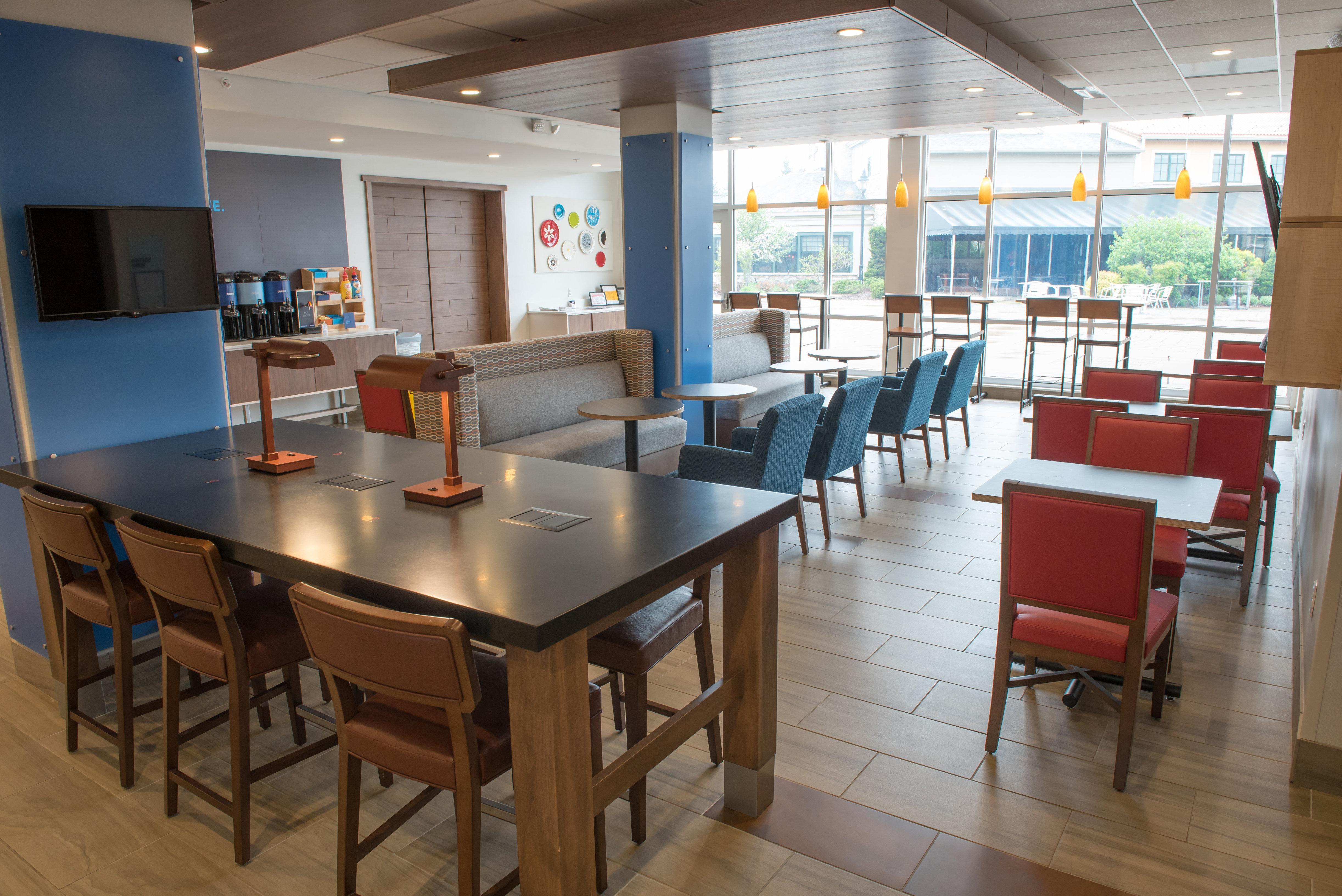 Holiday Inn Express & Suites - Fort Wayne North By Ihg Sunnybrook Acres Εξωτερικό φωτογραφία