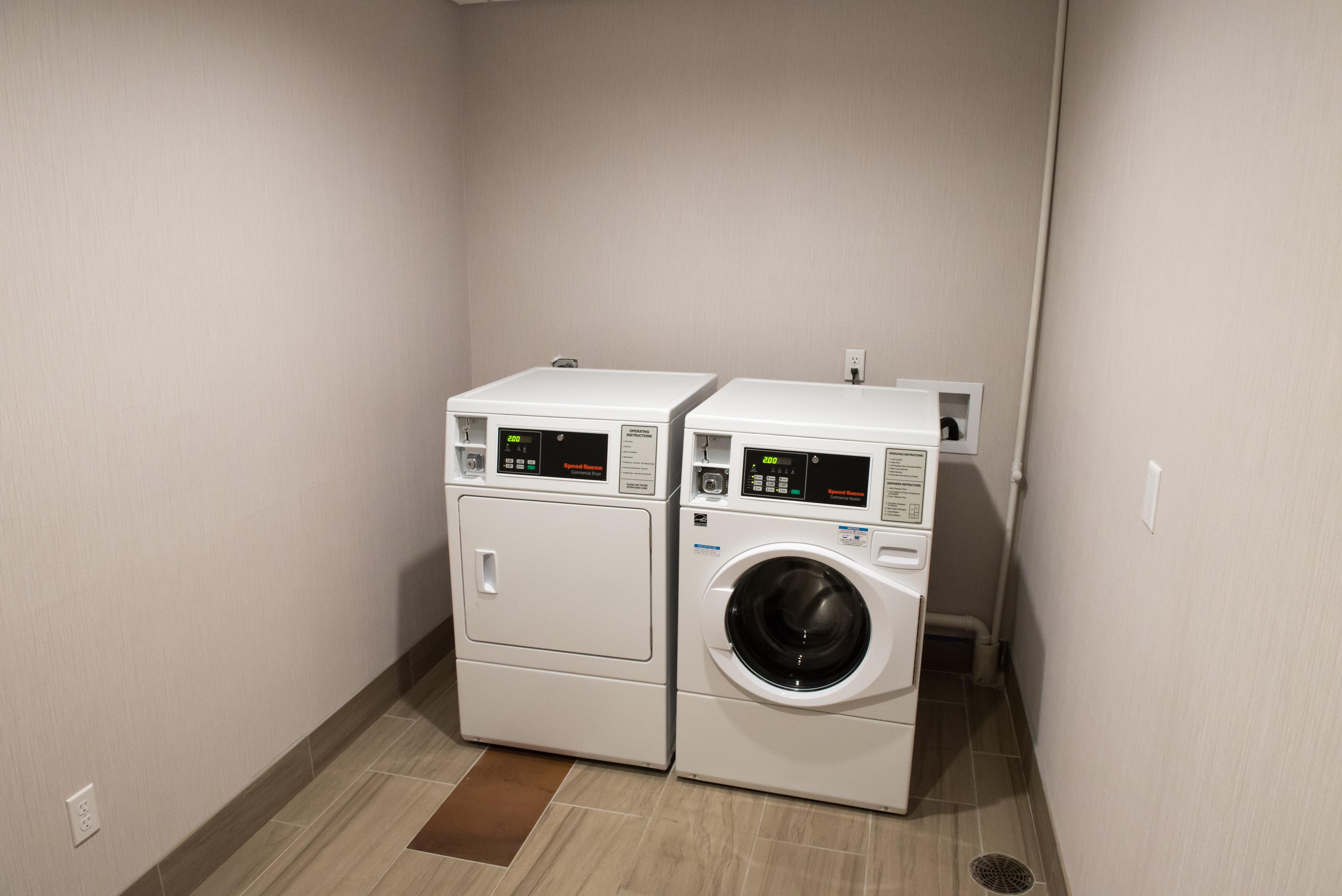Holiday Inn Express & Suites - Fort Wayne North By Ihg Sunnybrook Acres Εξωτερικό φωτογραφία